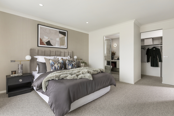 Astoria Grand Living Atrium 58