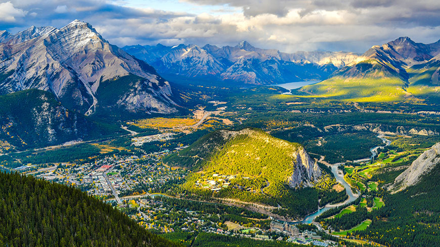 3748-CAN-Banff-Sulphur-Mountain-lghoz.jpg