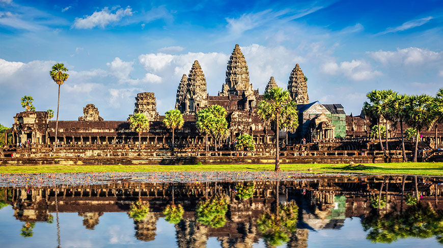 24932-KH-Angkor-Wat-lghoz.jpg