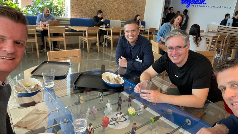 Picture of Former Vocus Chief Executive, Enterprise & Government, Andrew Wildblood and team having lunch in the USA