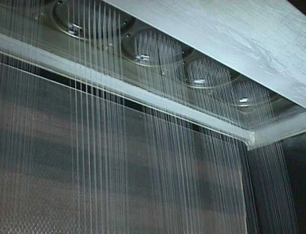 Filtering polymer with metal powder