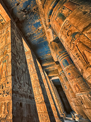 25131-EG_Luxor_HabuTemple-vert.jpg