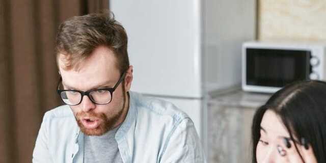 5 Money Conversations Couples Should Have Before Signing a New Lease