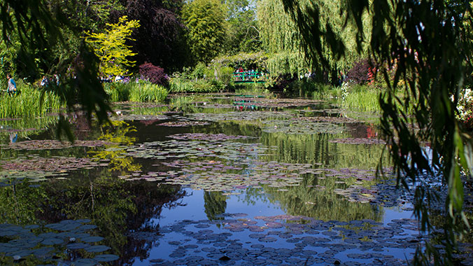 21095-Best-of-Northern-France-Paris-Normandy-Giverny-Monet-Waterlillies-c.jpg