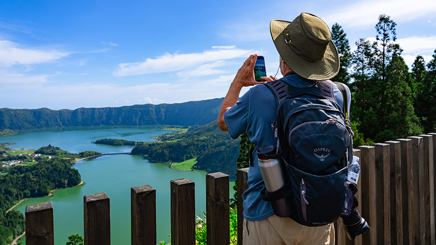 22755-PT-Sao Miguel-Vista Do Rei-Sete Cidades-Twin Lakes-Hike-lghoz.jpg