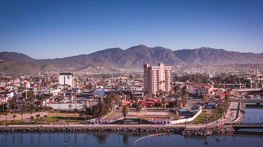 22338-MX-Ensenada-Port-c.jpg