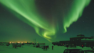 7931-into-the-arctic-skies-aurora-astronomy-churchill-smhoz.jpg