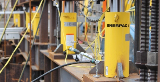 Synchronous Hydraulic Jacking