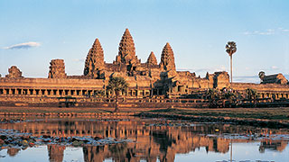 19033-Angkor-Wat-Mekong-River-Life-in-Cambodia-Vietnam-SmHoz.jpg