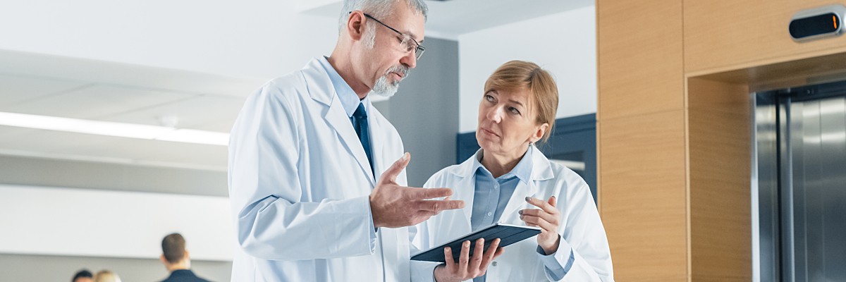 Given that PRWP has little or no clinical significance and can easily be created by common errors in ECG lead placement, ECG readers are probably best served by eliminating this term from their reporting vocabulary.