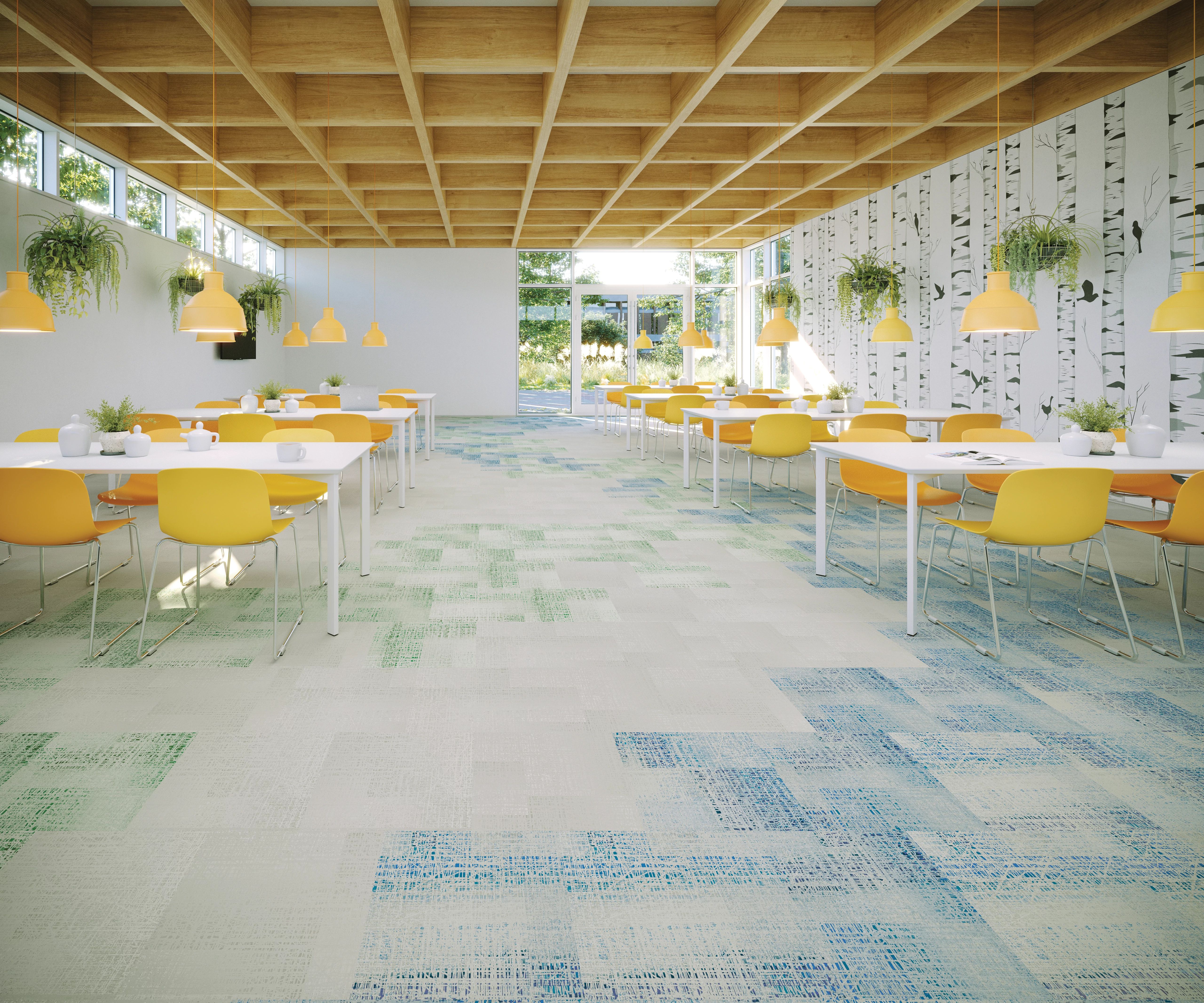 ActiveLines_ShiftZoom_ALS301_ShiftZoomBlue_ALS303_ShiftZoomGreen_ALS305_18 x 18_RoomScene.jpg