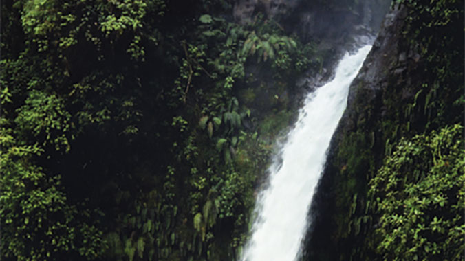 15114-costa-rica-digital-photography-in-nature-waterfall-c.jpg