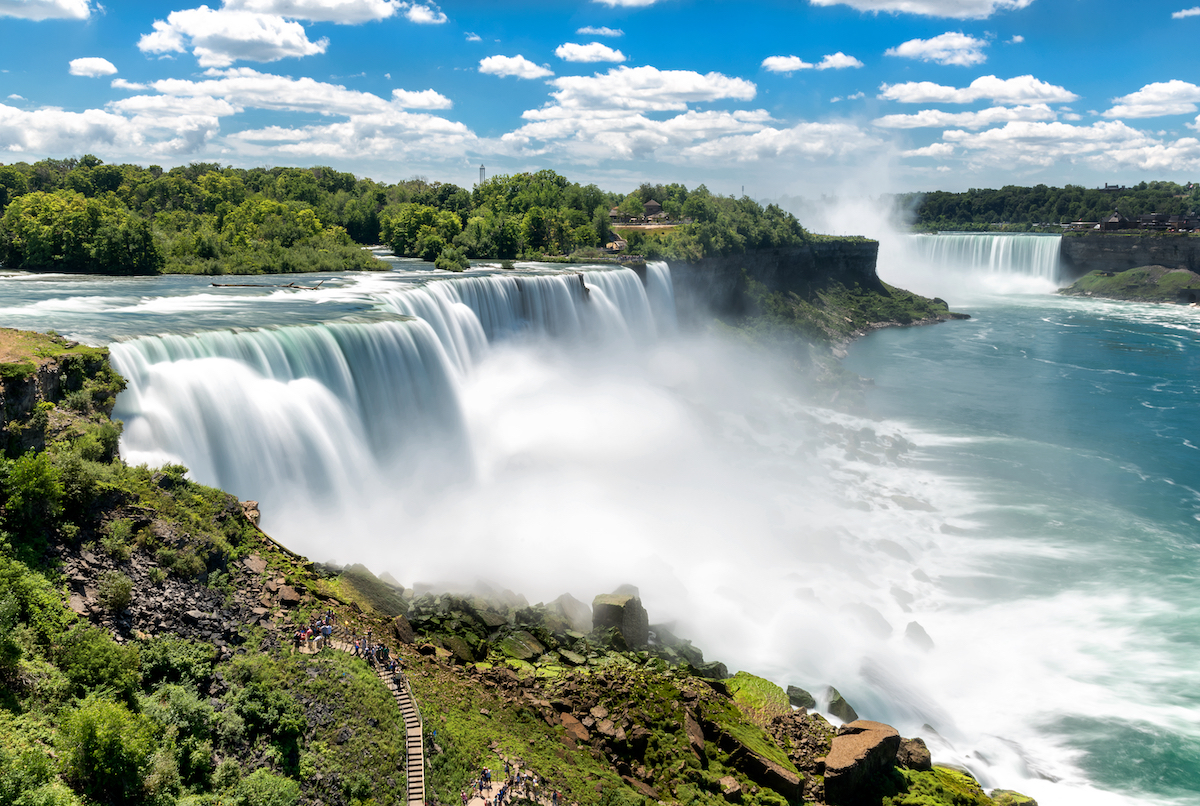 Cataratas_del_Niagara.jpg