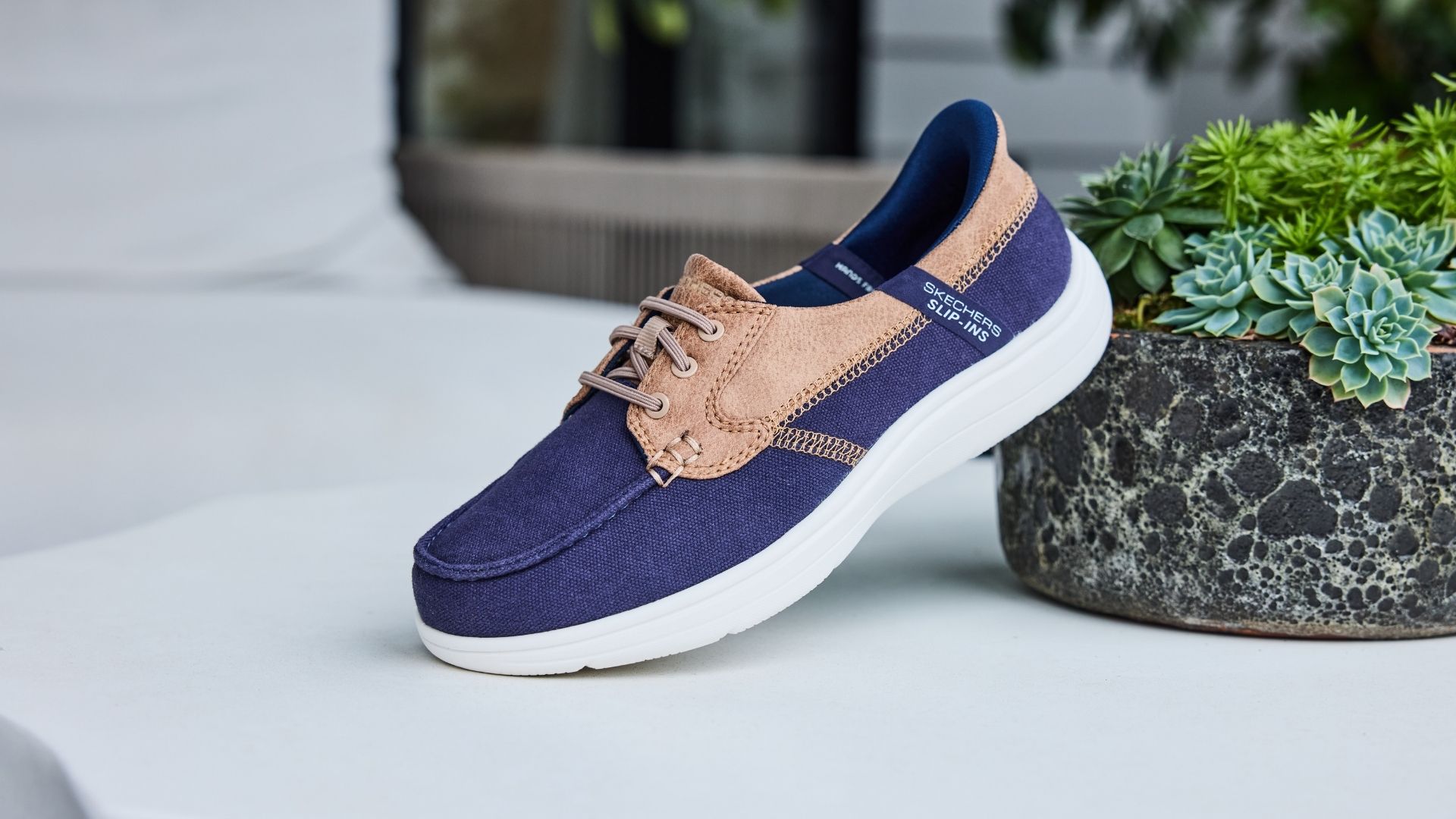 Shoe, boat shoe, ballet shot, flat shoe, slip on shoes, womens shoes