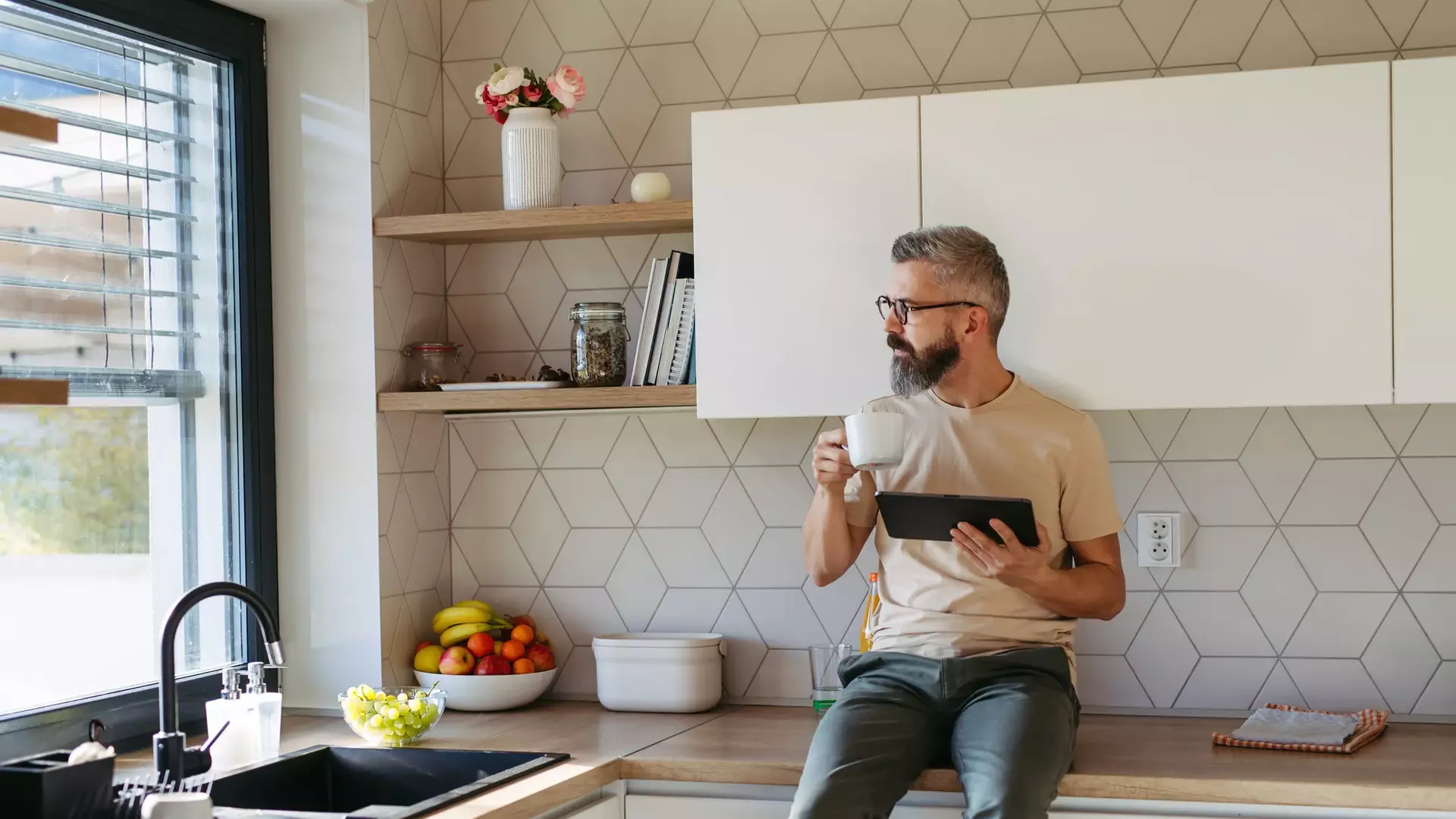 The 5-Minute Morning Routine to Organize Your Finances