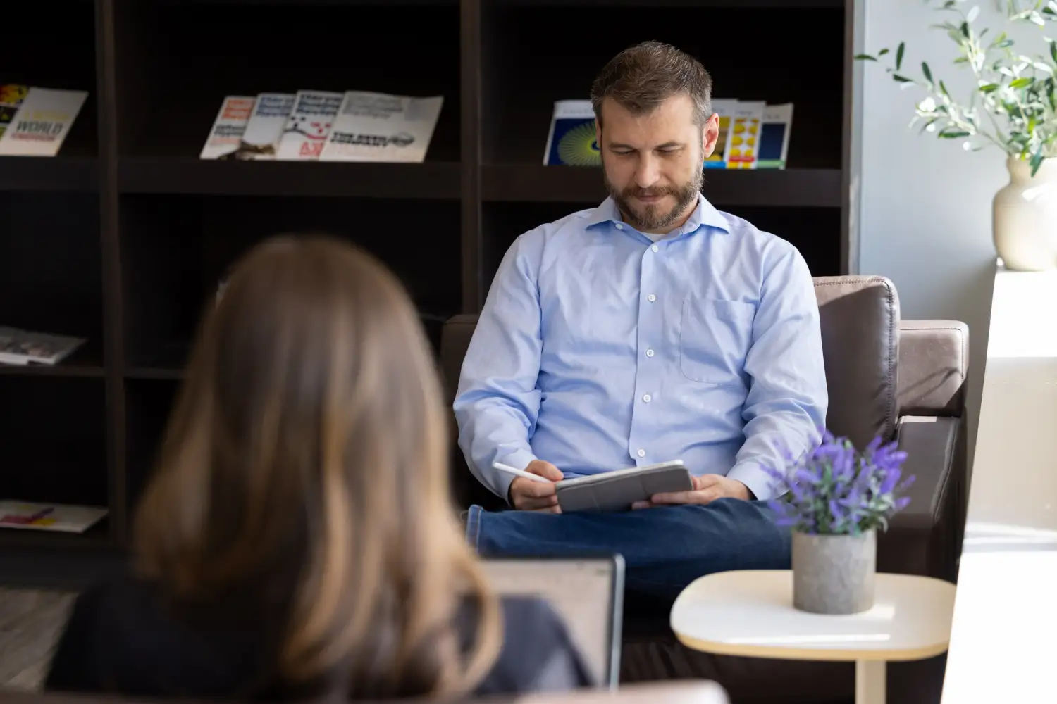 Project managers adjust plans based on real-time updates on project costs and revenue estimates