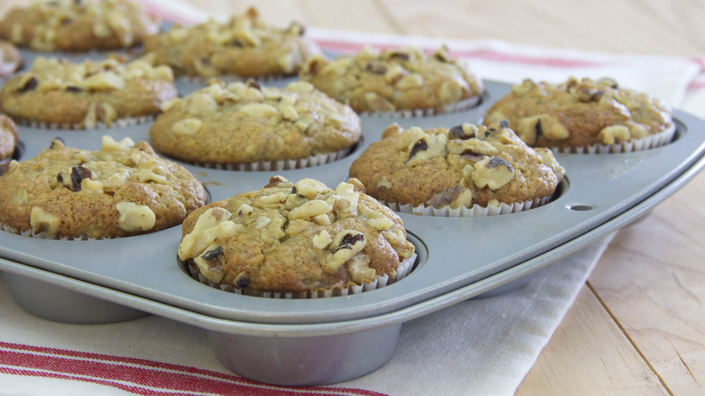 easy_banana_nut_muffins_2000x1125.jpg