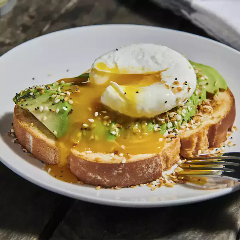 everything_bagel_avocado_toast_800x800.webp