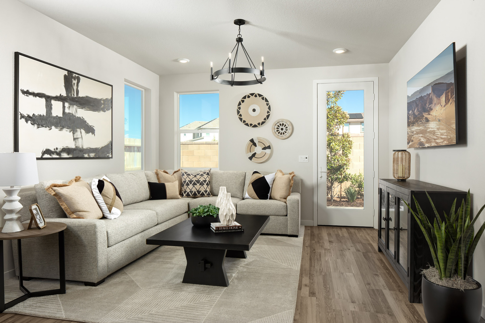 0c42c05f-532e-476b-945d-9ef6817373c9