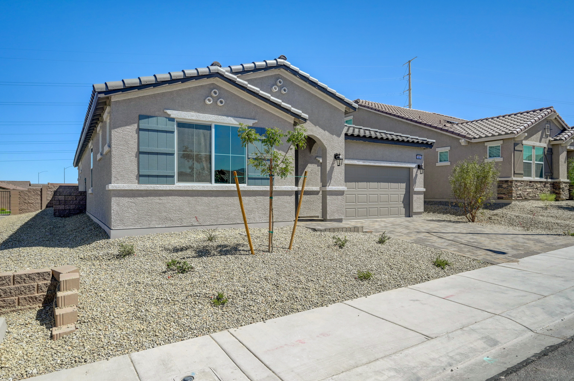 1021 Venice Ave-03.jpg