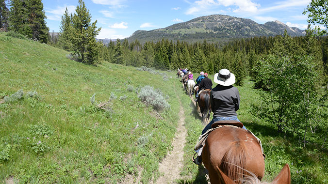 Sierra Nevada California, Horseback riding