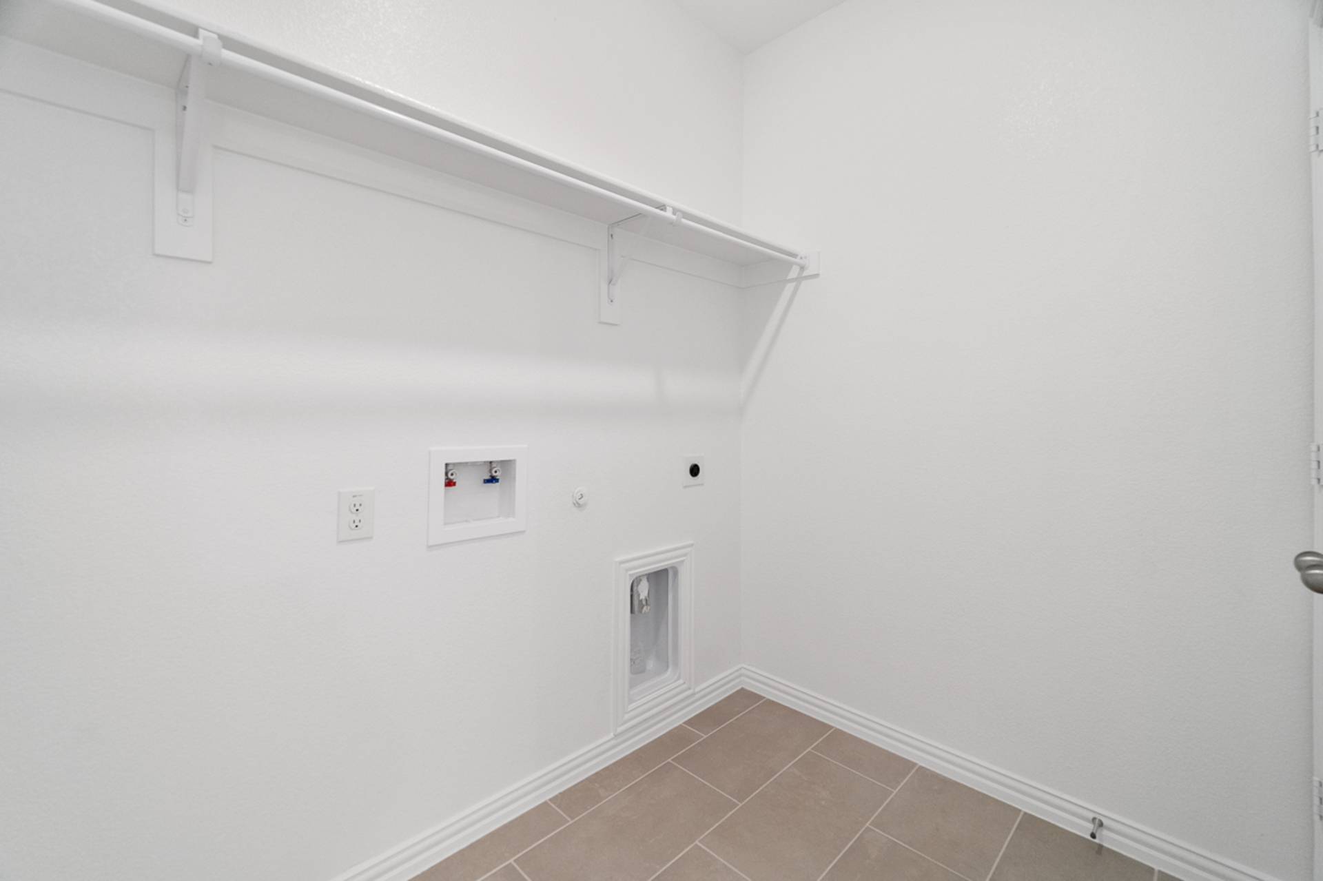 15a55b66-2121-44d1-8d38-44c969e97e08