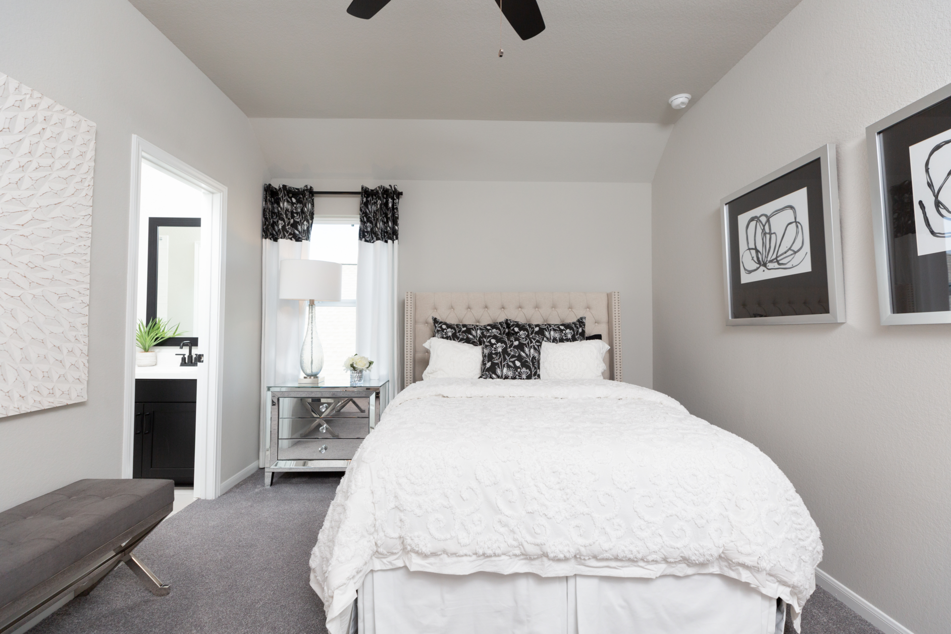 1d04bbe9-82d1-46ac-883e-7ff4fa090af7