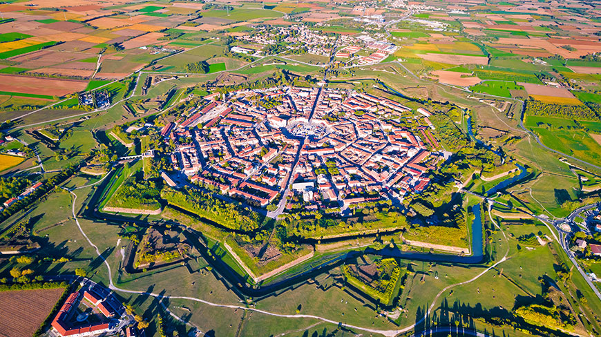 25254-IT-Palmanova-town-4c.jpg