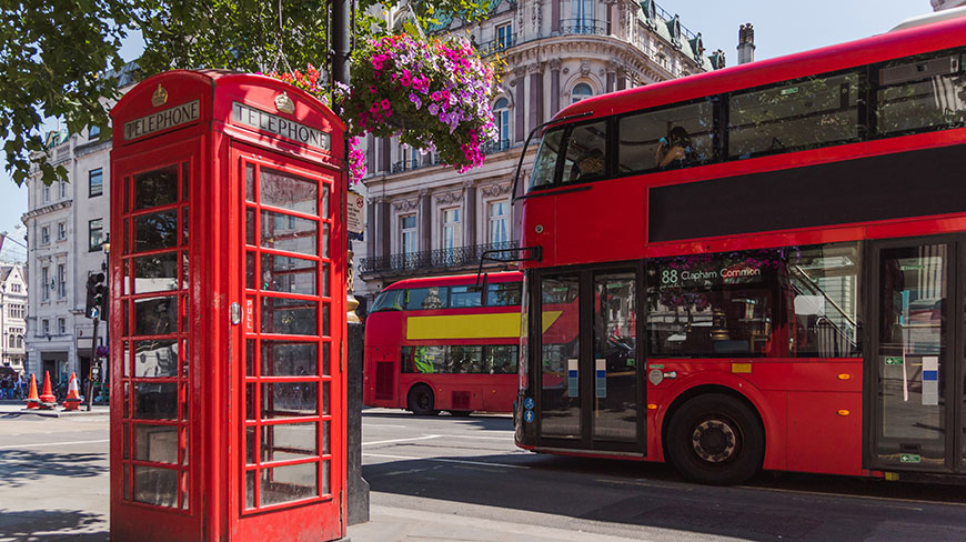 25366-UK-ENG-London-street-5c.jpg