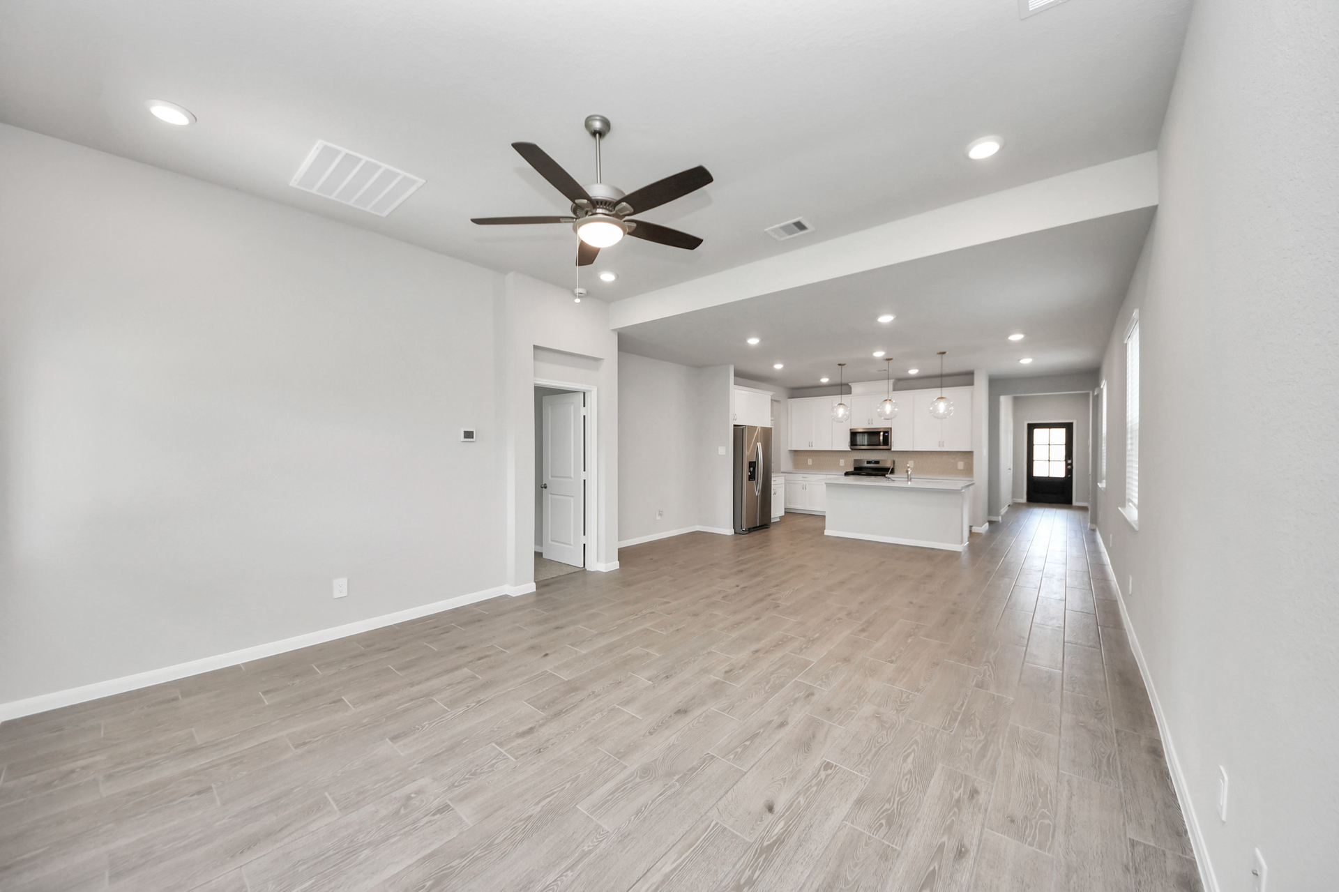 29e5ecb6-0a31-429f-b3a0-27e65b881a0f