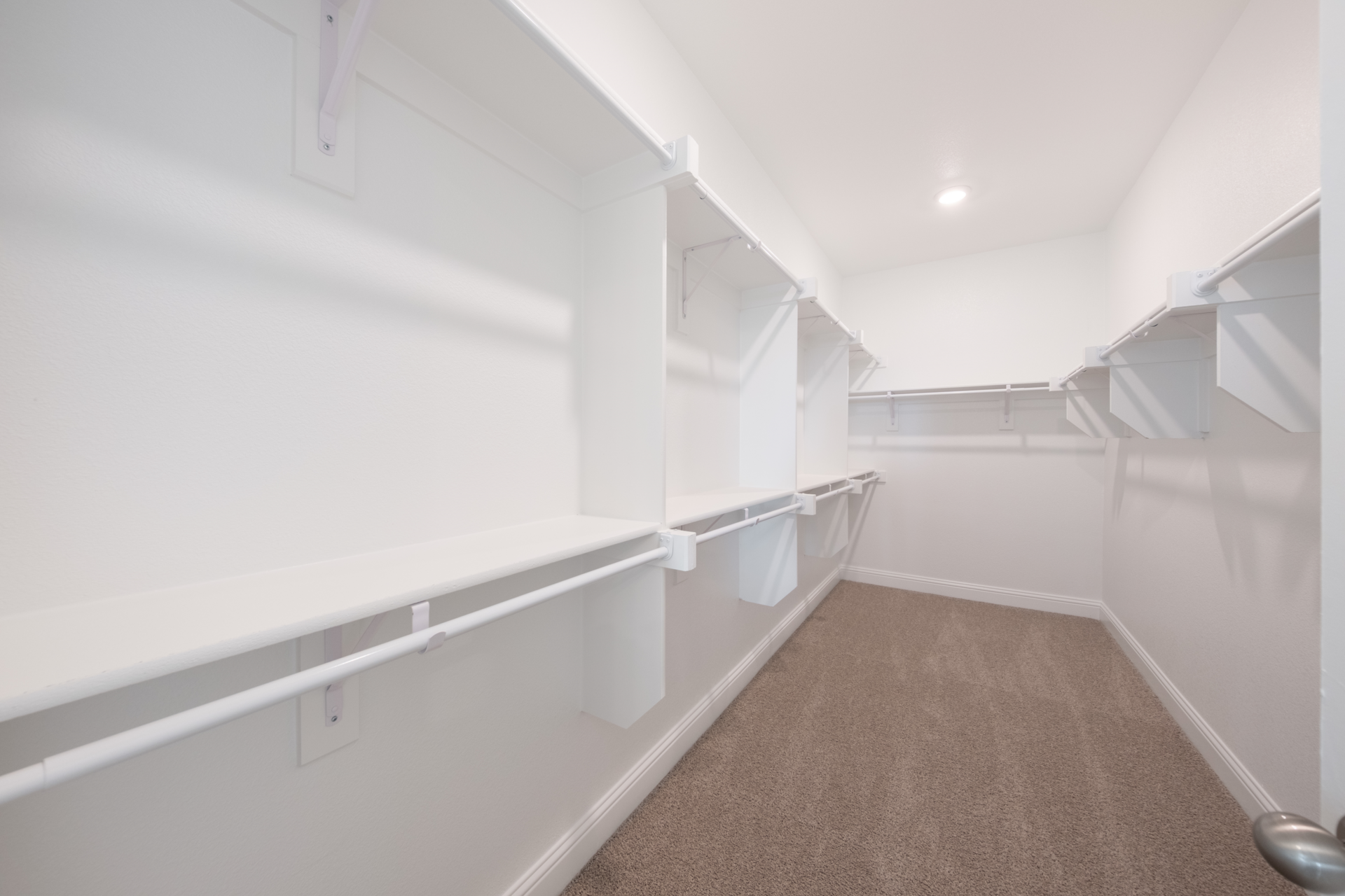 29f547b6-3142-433f-812e-4878397a079c