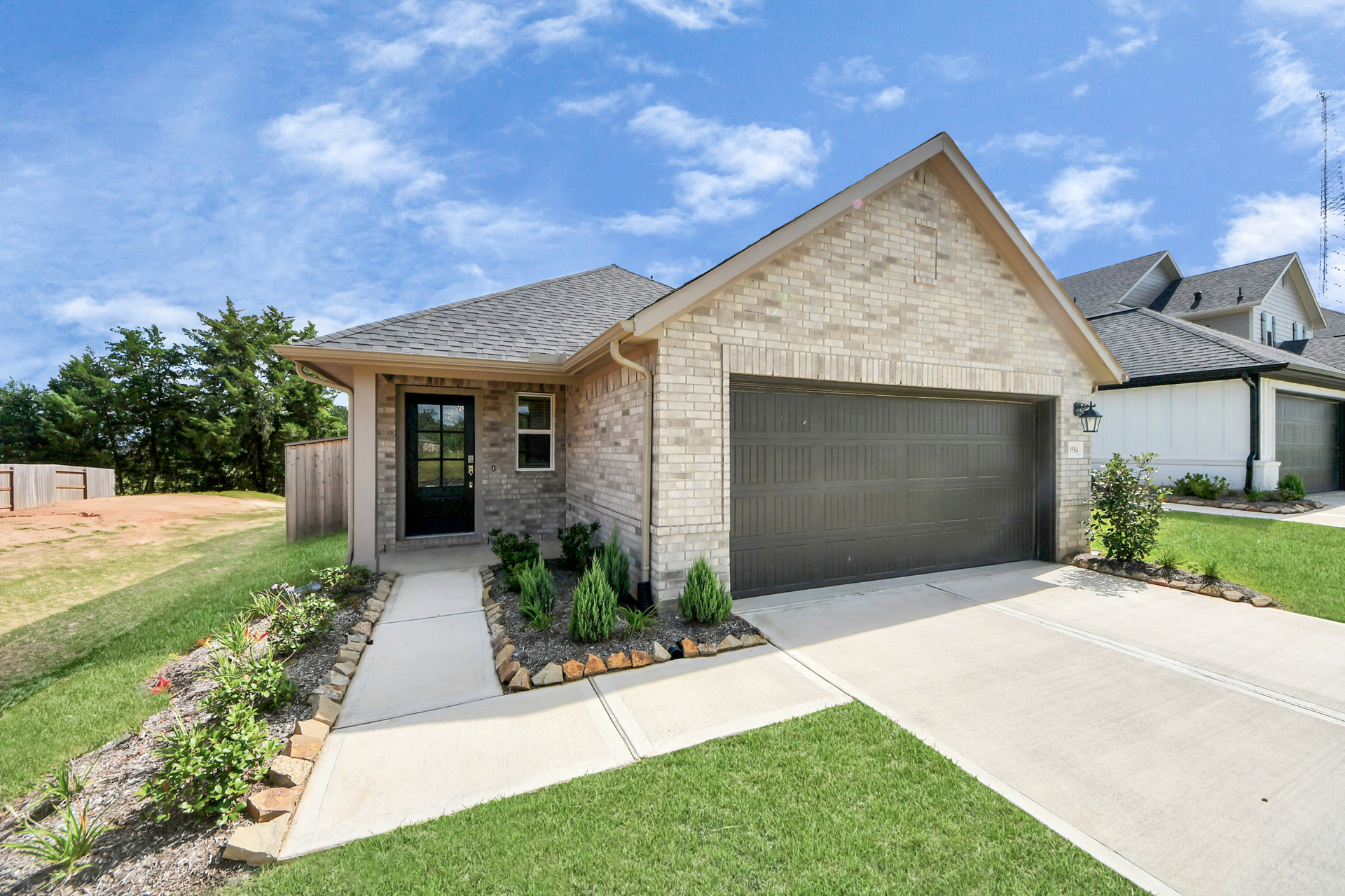 2e9c0c12-e081-4bee-9de5-18297177b47d