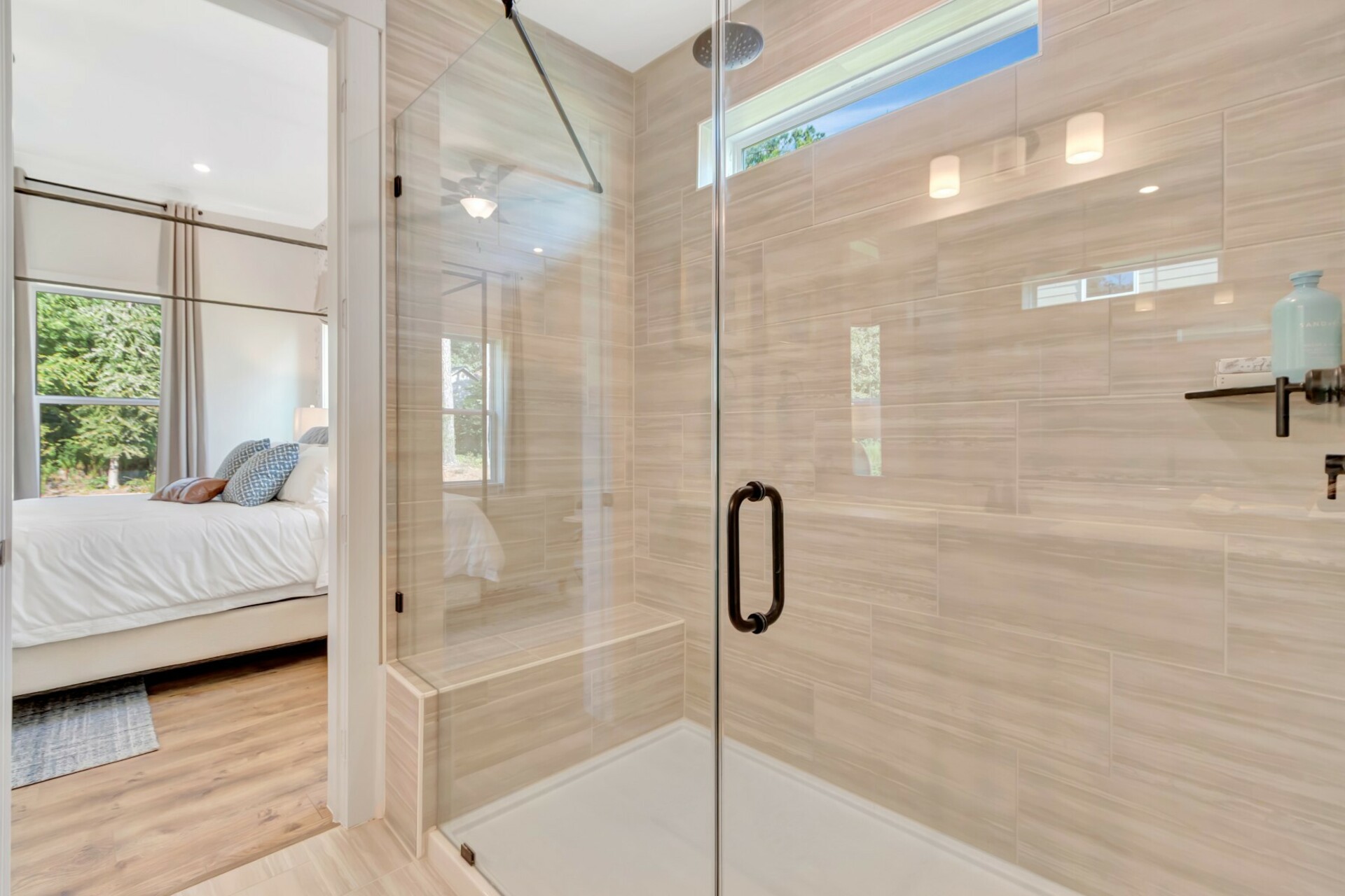 315c0f50-ba91-4e5c-9857-941549bb11e7