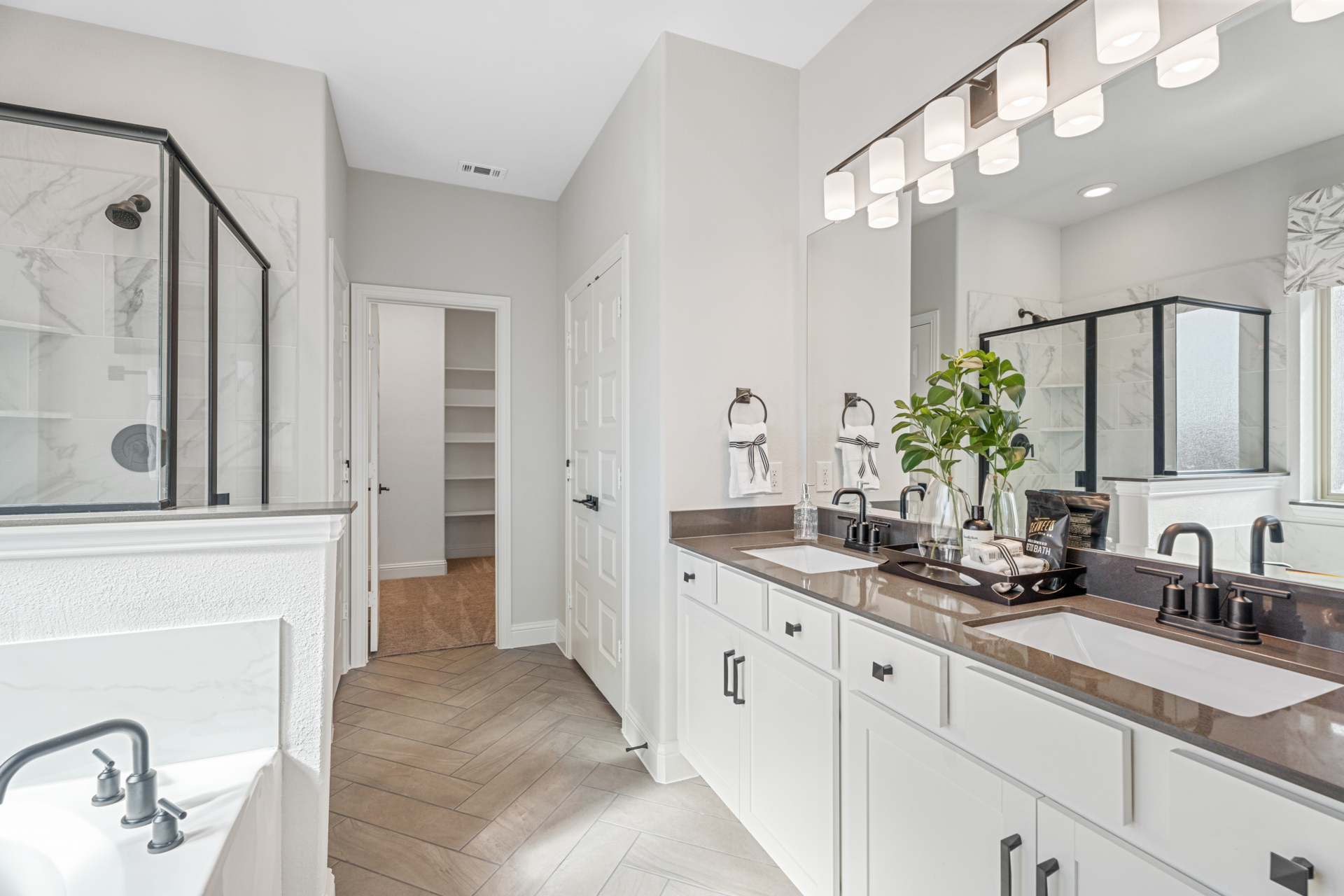 3bd5d1f5-c398-4f2e-99f1-8fb06bd0717c