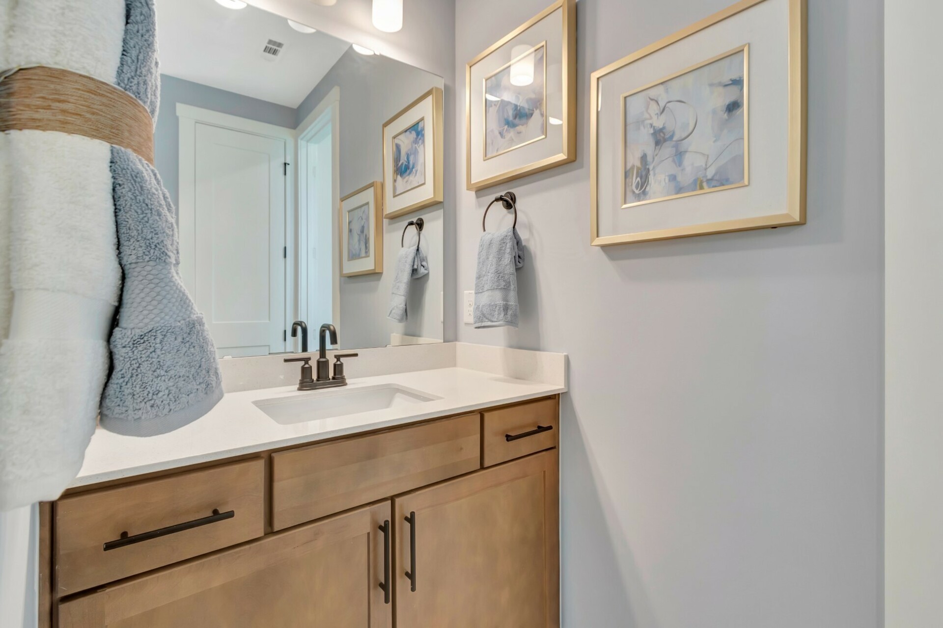 55ea288e-349a-4310-b884-566efea8e5ee