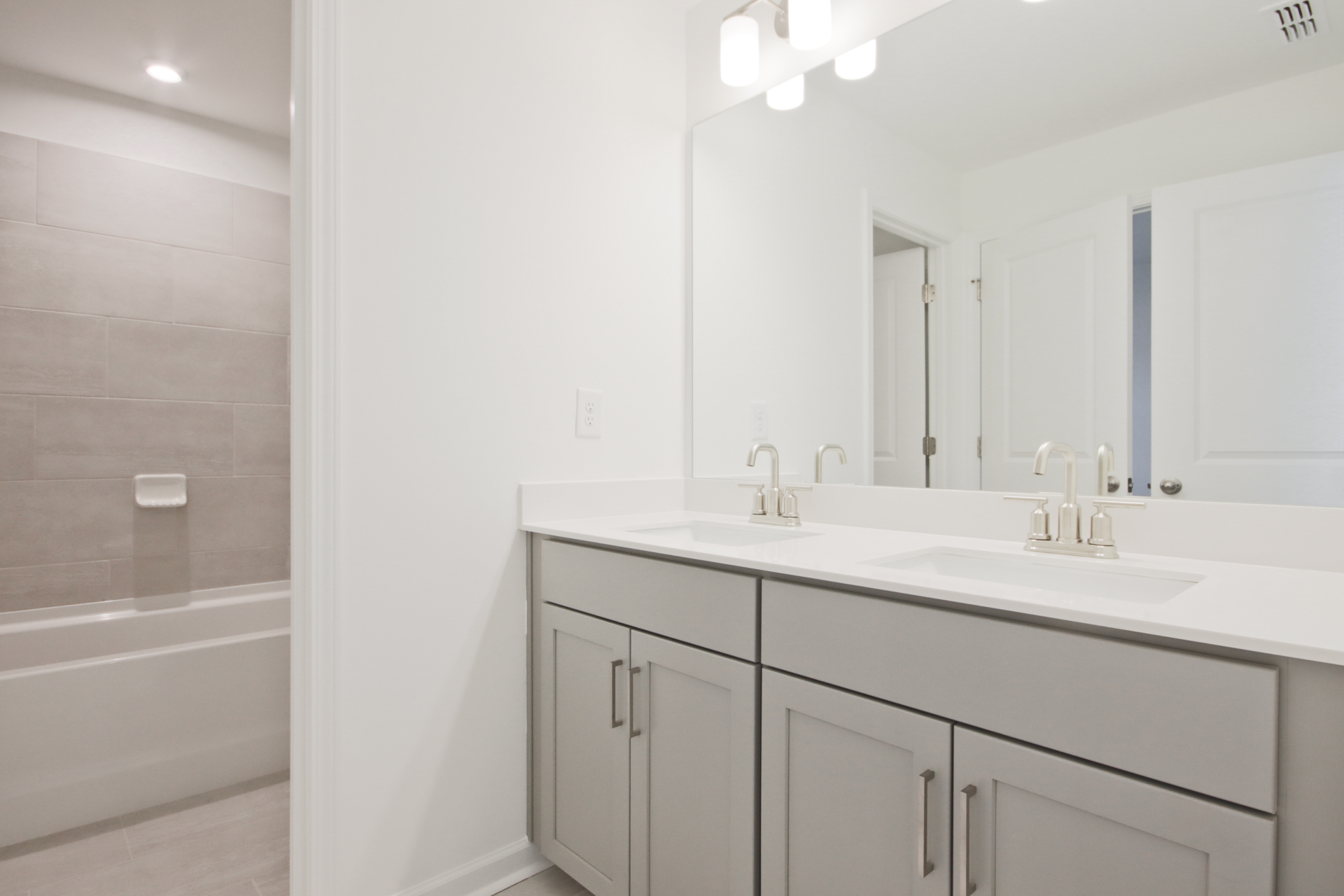 69744bea-55ac-46c5-9aa6-046106fab8d1