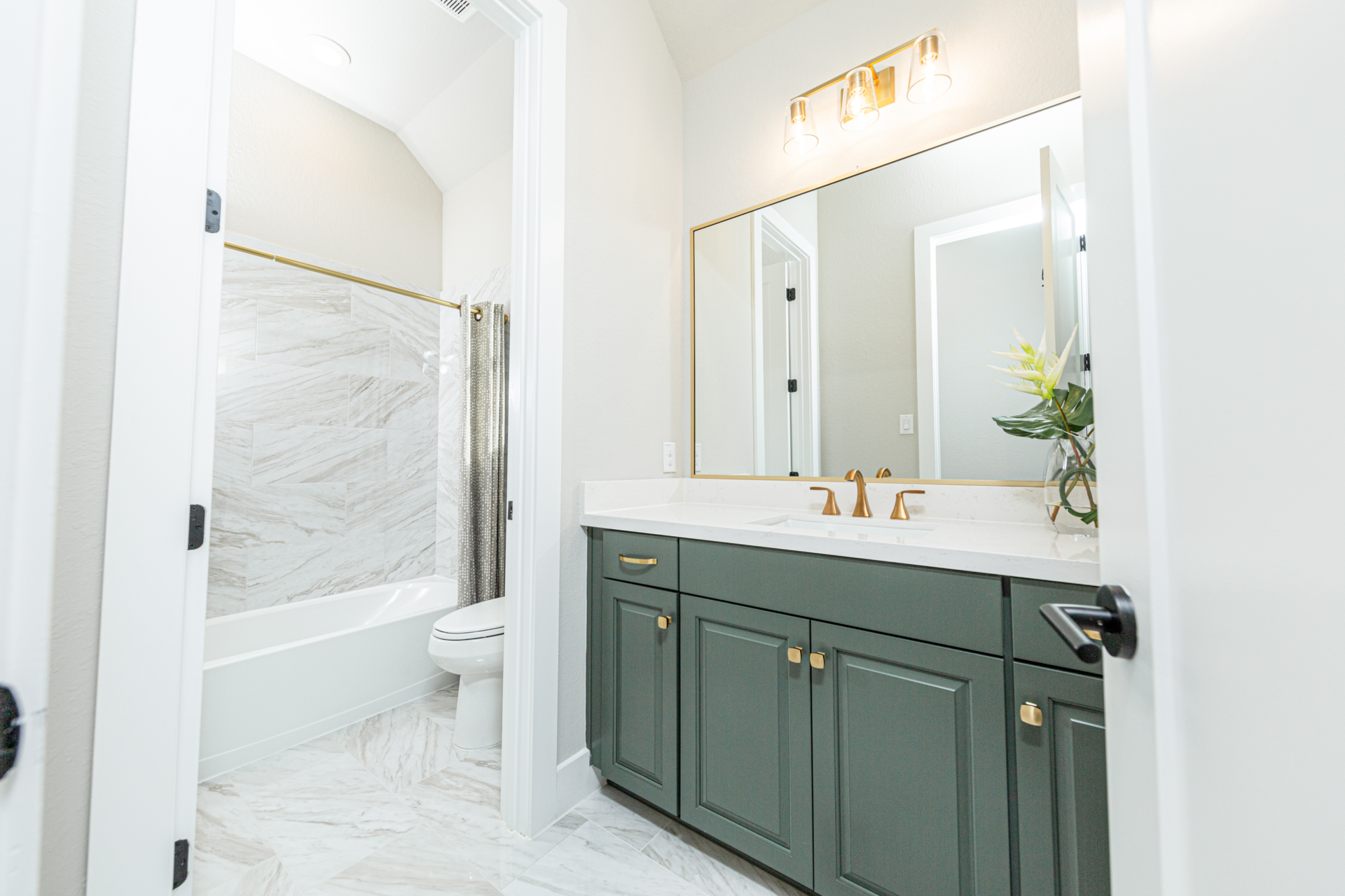 698c14cc-1b56-4cbf-a6da-74da6386f479