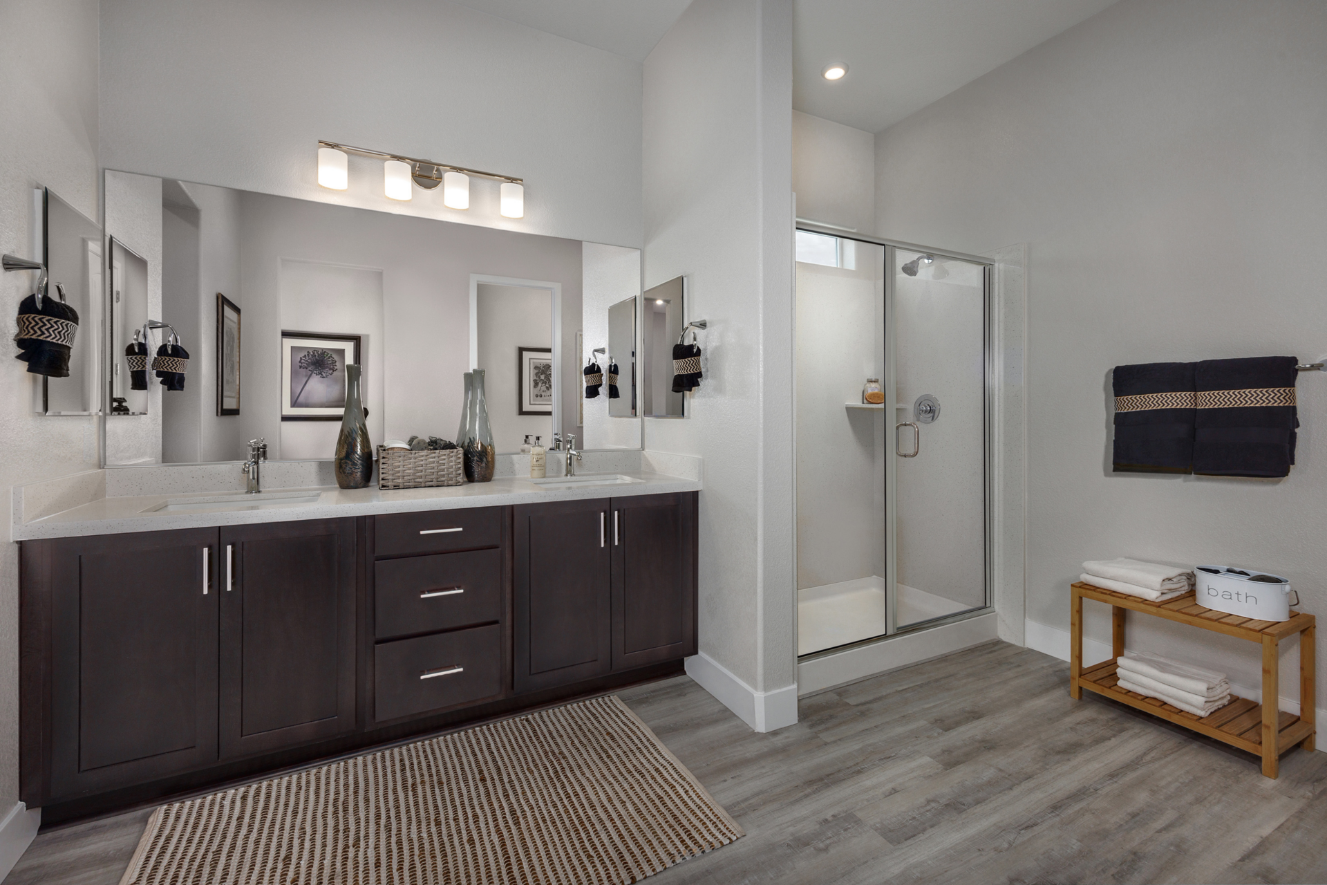 7e7a8c1e-0bb3-4aef-89cc-7928a10e3302