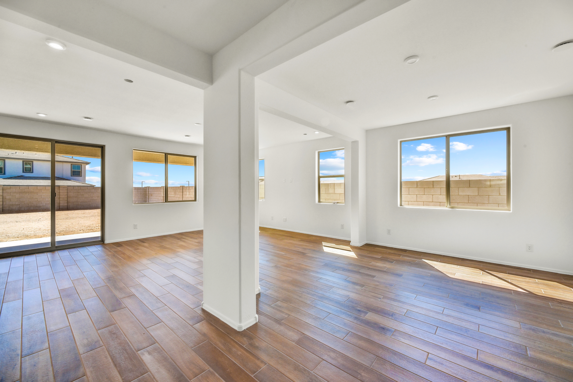 7fddcecc-0a32-4d71-9816-a46341862f99