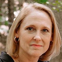 Profile Image of Beth Nolan