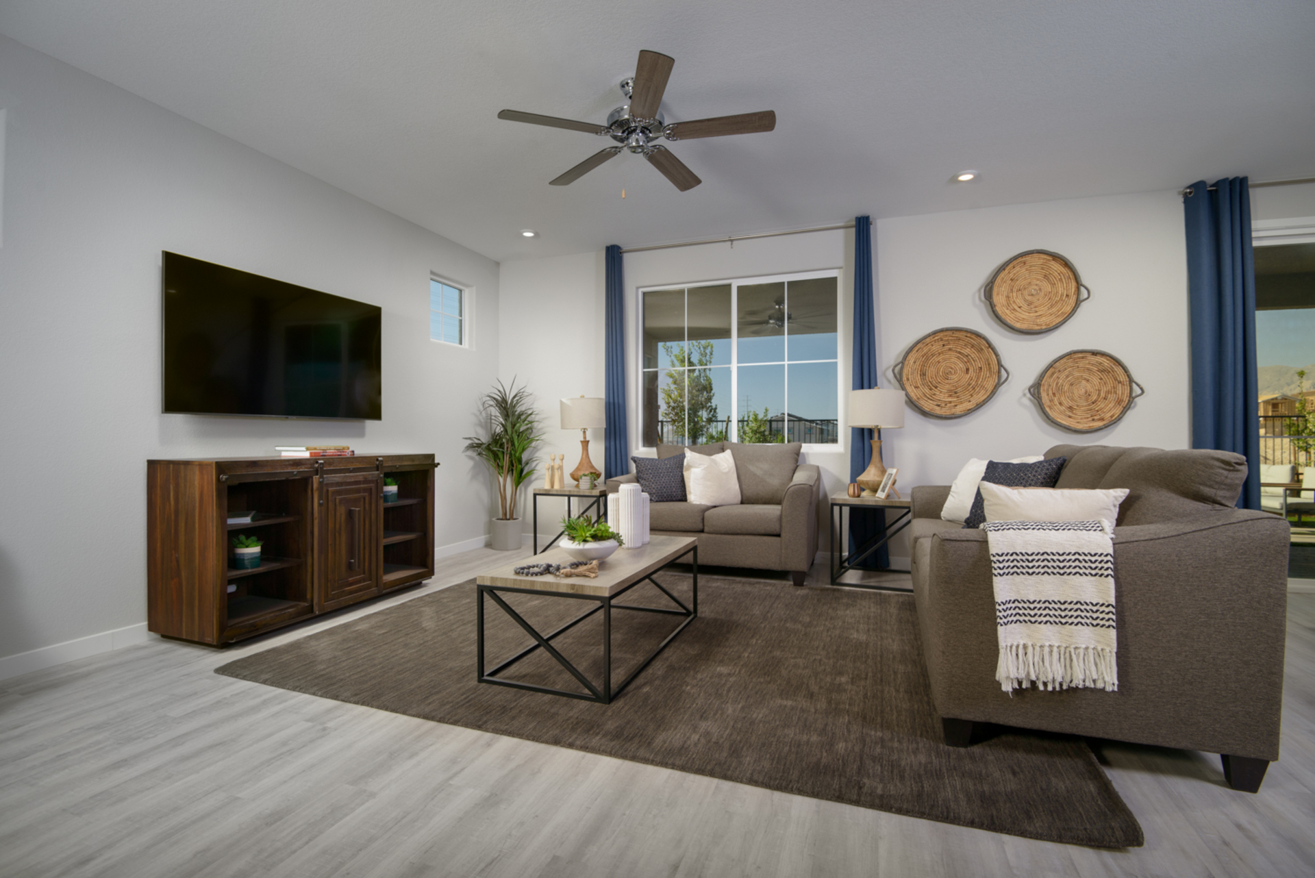 8787e844-a633-41fb-b9e7-5a36fcc85084