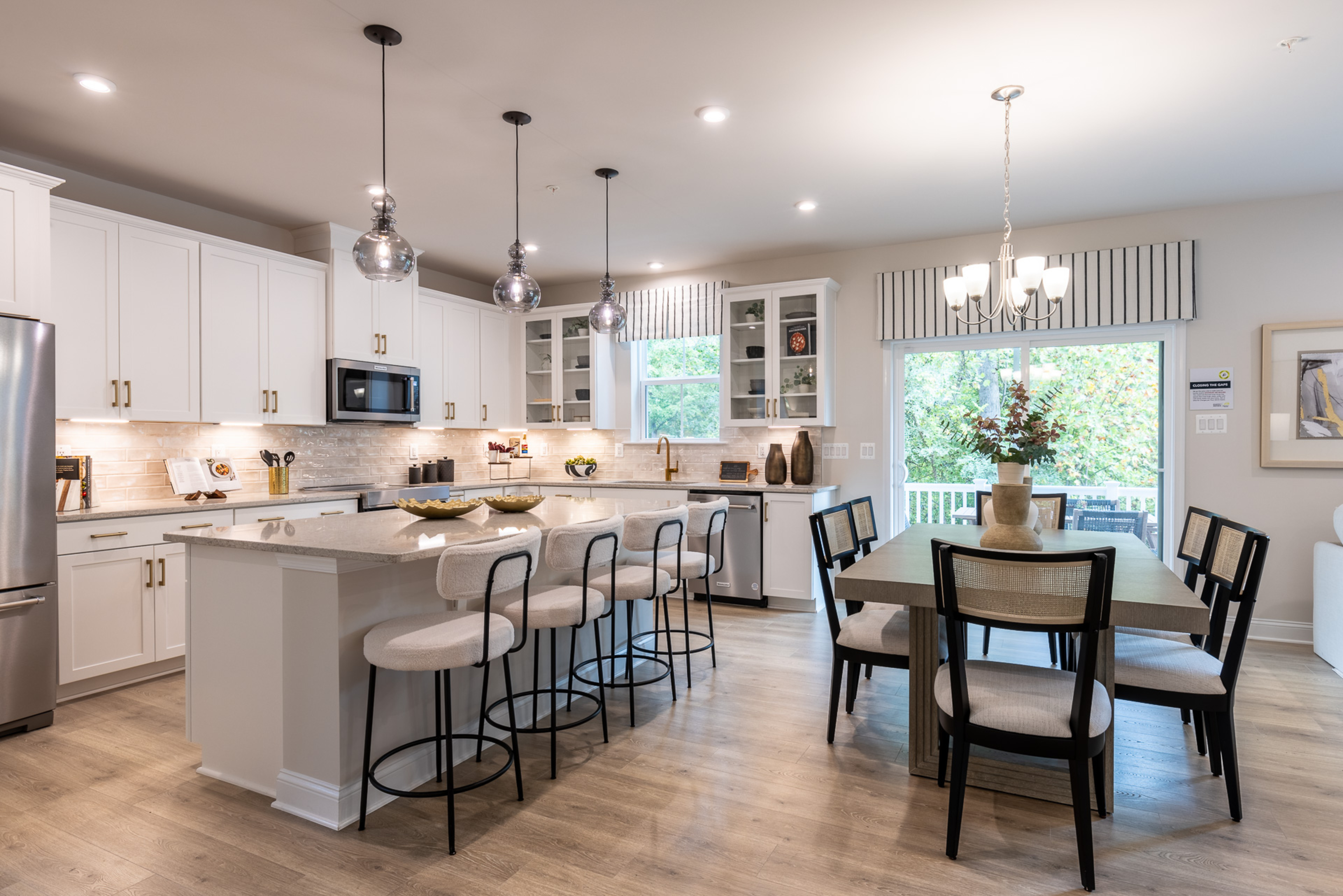 8dfbb74f-f2f1-4020-aee4-1121f0f6dd8e