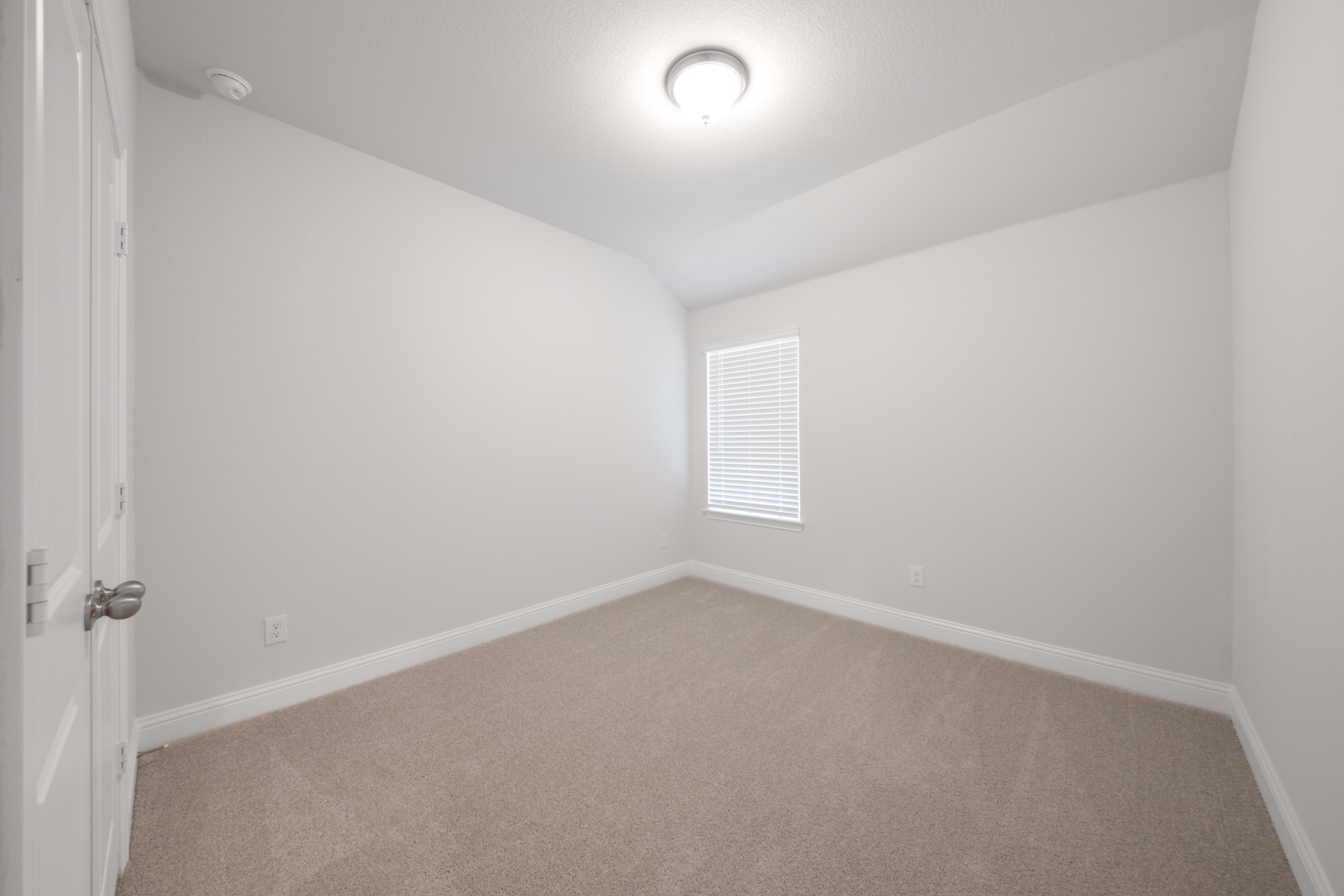 8e4b7e5c-8f3b-4c9c-9201-def10aebdf05