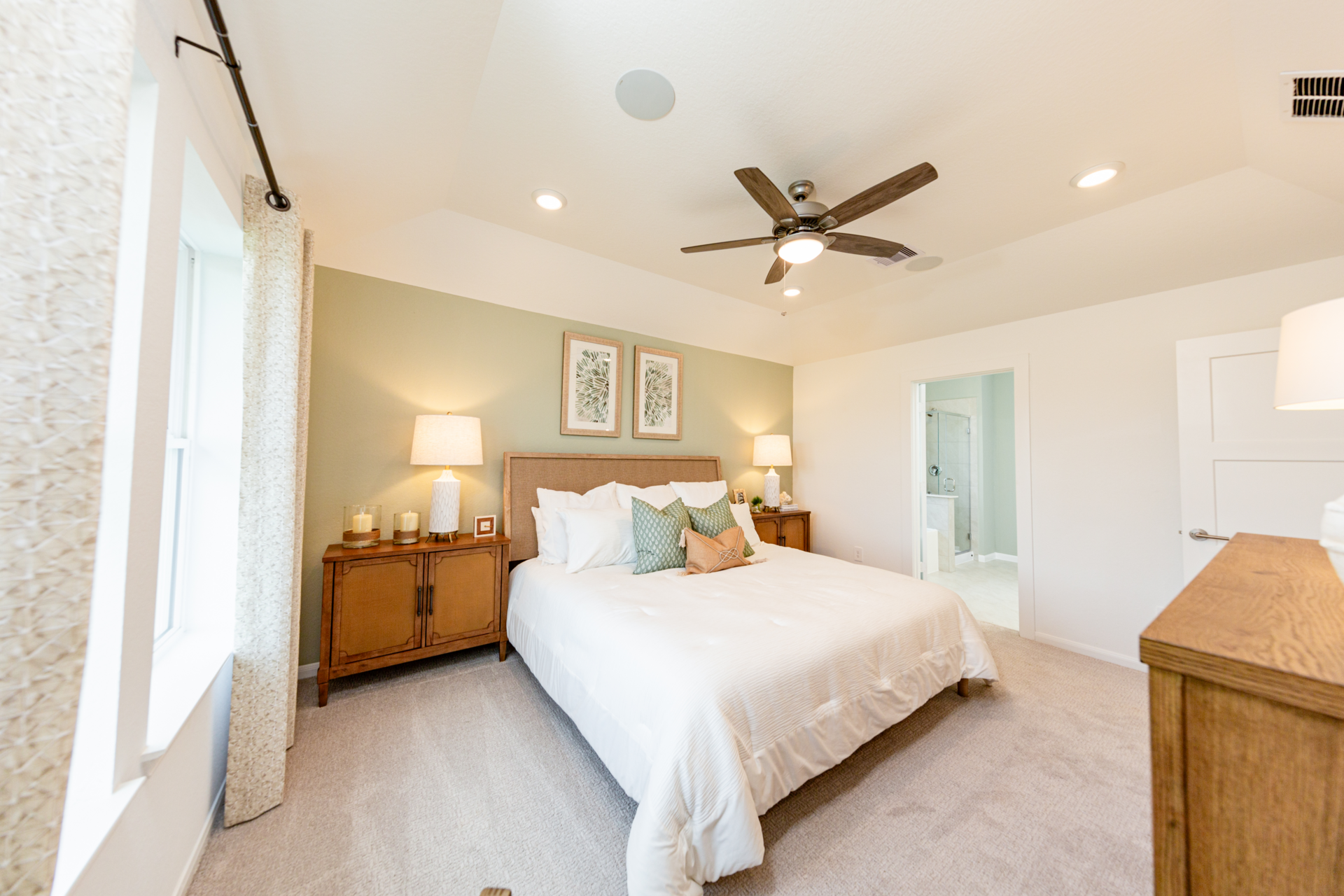 8e5d95fb-c08e-456c-b407-dbf2d0ce8852