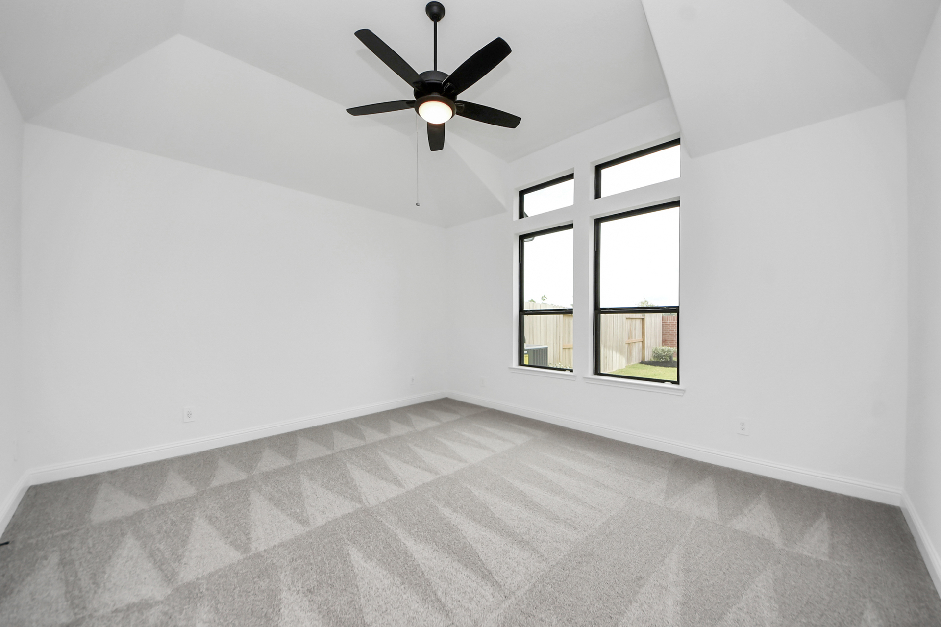 9021519c-0188-4409-953e-442a13a82a37