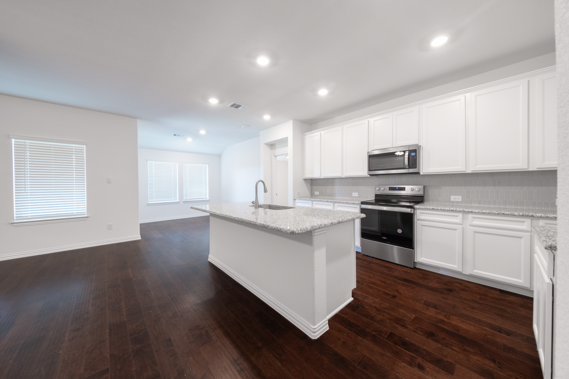 96a9a1a3-7b88-4716-8cfc-4fa0d4326dbb