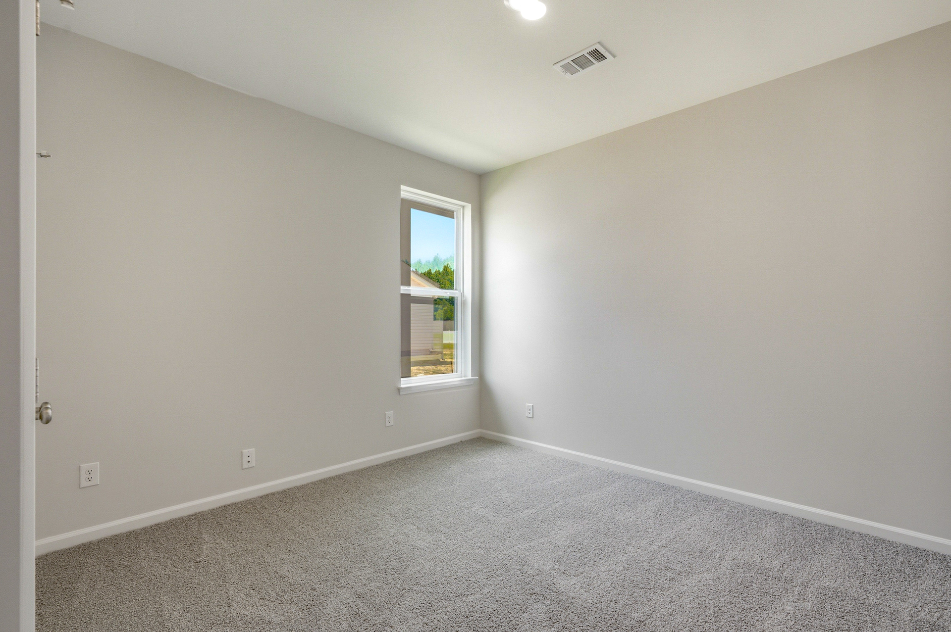 Bedroom 3.jpg