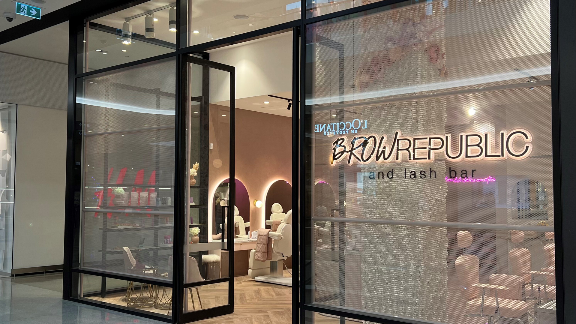 store front of Brow republic