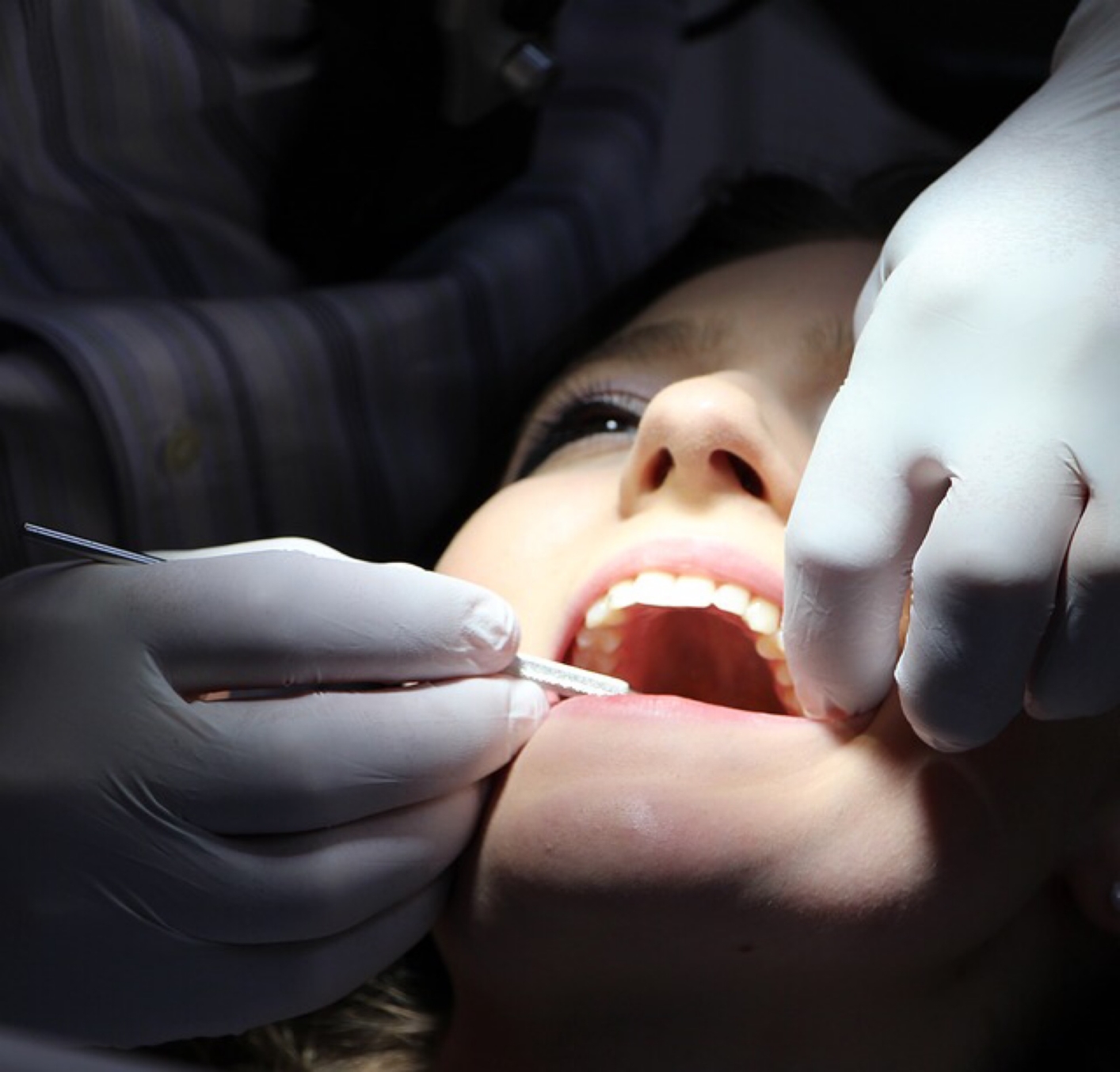 Dentist