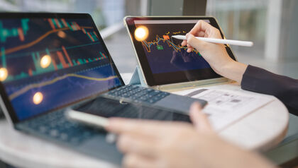 Financial advisor online trading cryptocurrency bitcoin